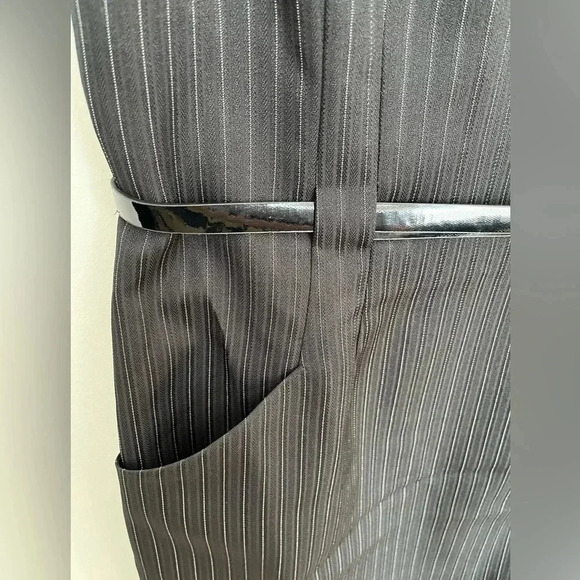 Shelby&  Palmer dress with pockets and adjustable belt size 12 - Picture 5 of 10